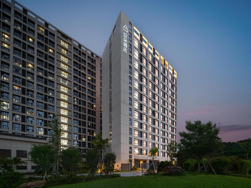 Atour Hotel Zhoushan New Town in Zhoushan, People's Republic of China