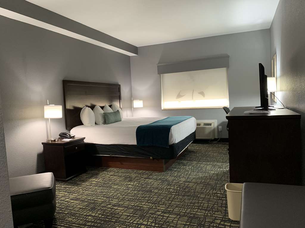 Best Western Plus Olive Branch Hotel & Suites - photo 4