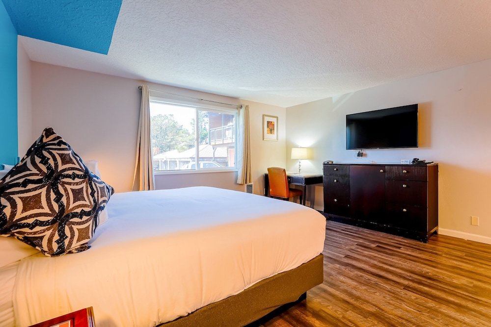 Coast River Inn by OYO Seaside - photo 36