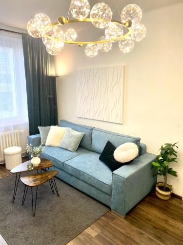 James Dean apartment next to Nivy Bus station & Mall — 4-Star Luxury Hotel in Bratislava, Slovakia