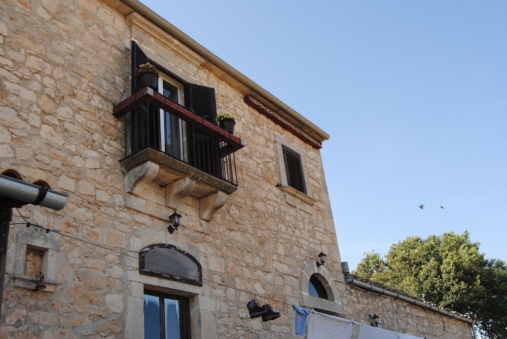 Casale Clemente in Ragusa, Italy