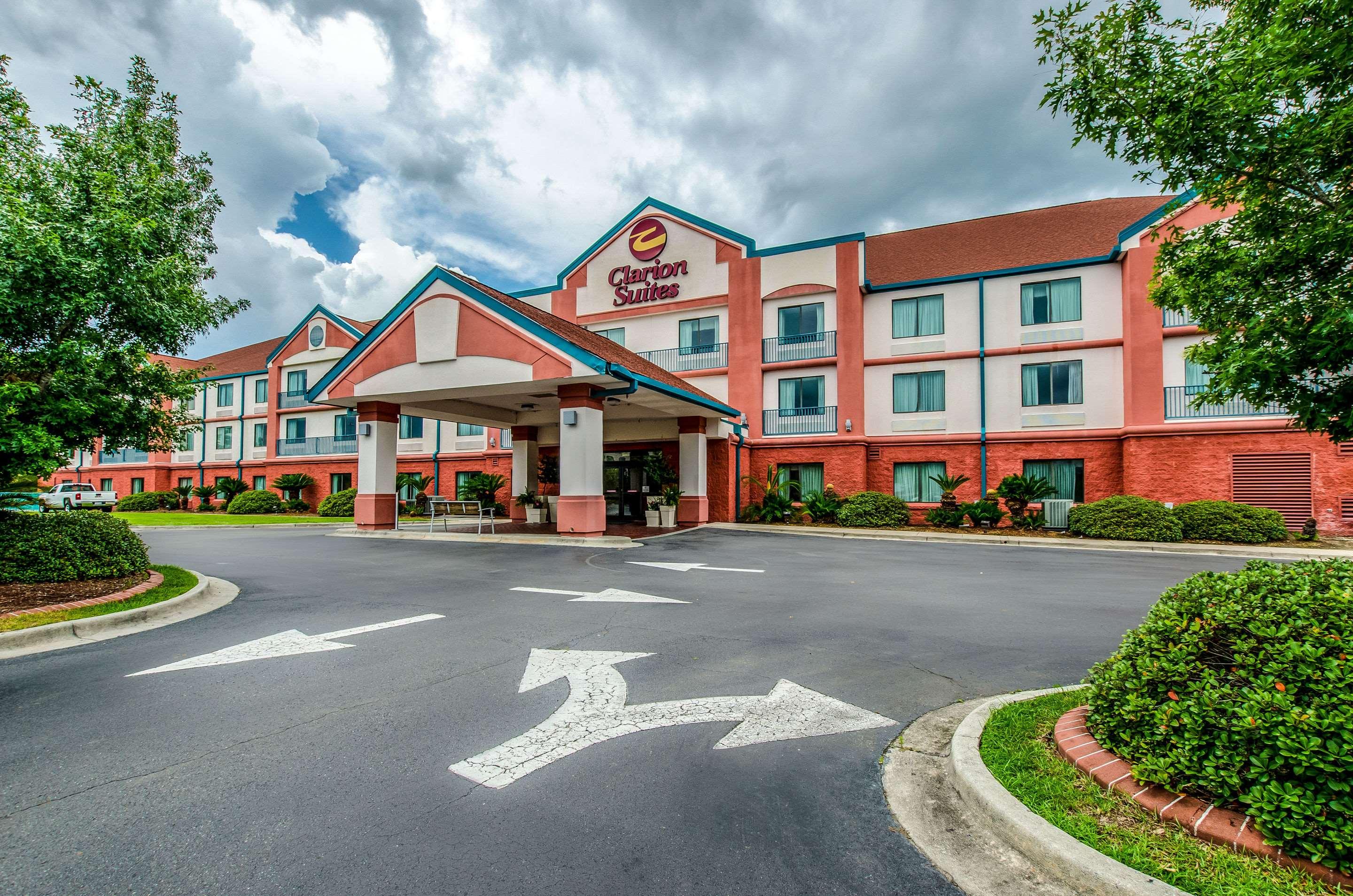 Best Western Plus Savannah Gateway - photo 4