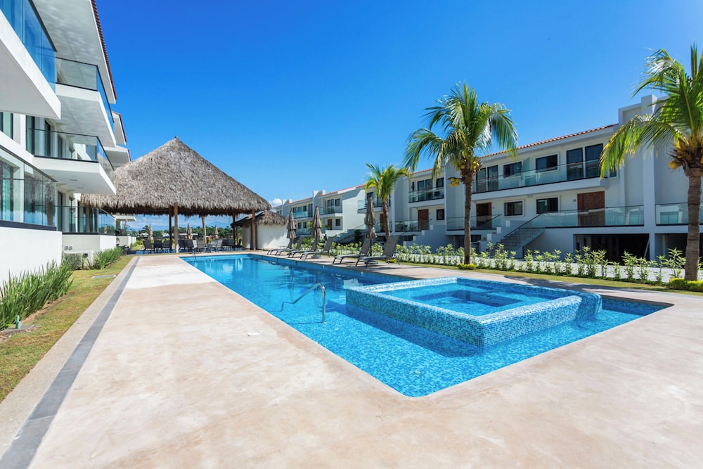 NEW El Tigre Resort style Stay in Nuevo Vallarta, Mexico