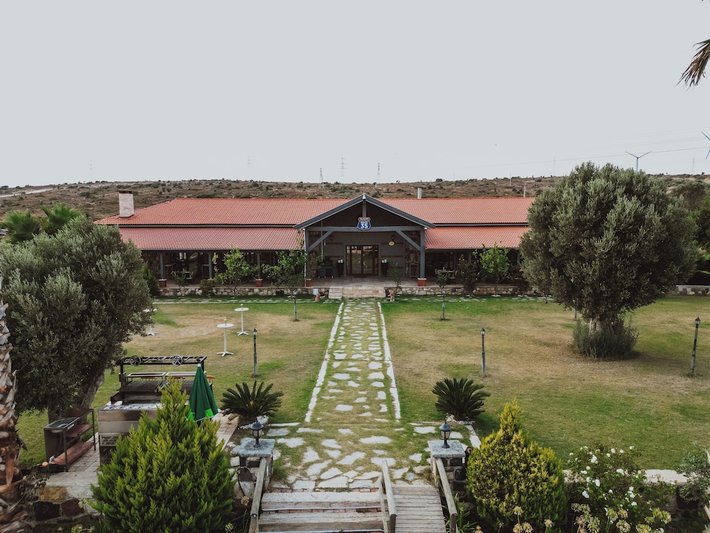 Alaçatı Route 35 - last minute hotel in Cesme