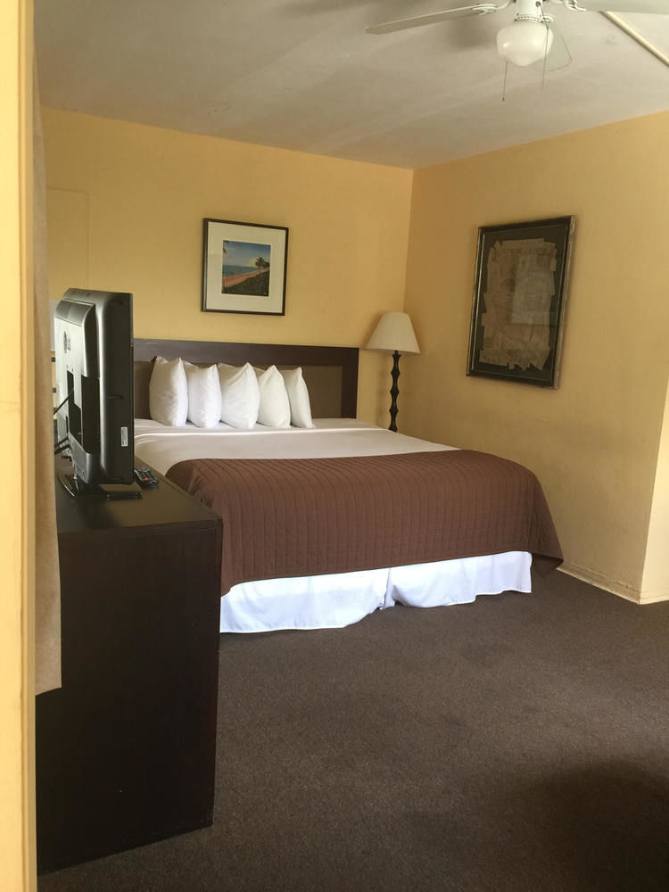 Bahia Cabana Beach Resort - photo 30