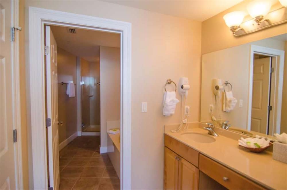 Boardwalk Beach Resort by Royal American Beach Getaways - photo 91