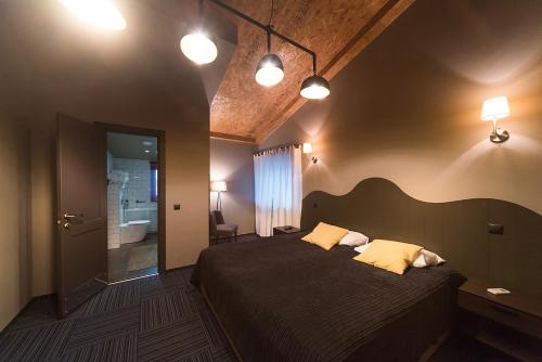 Art club Kitayskiy Lyotchik Dzhao Da in Yaroslavl, Russia