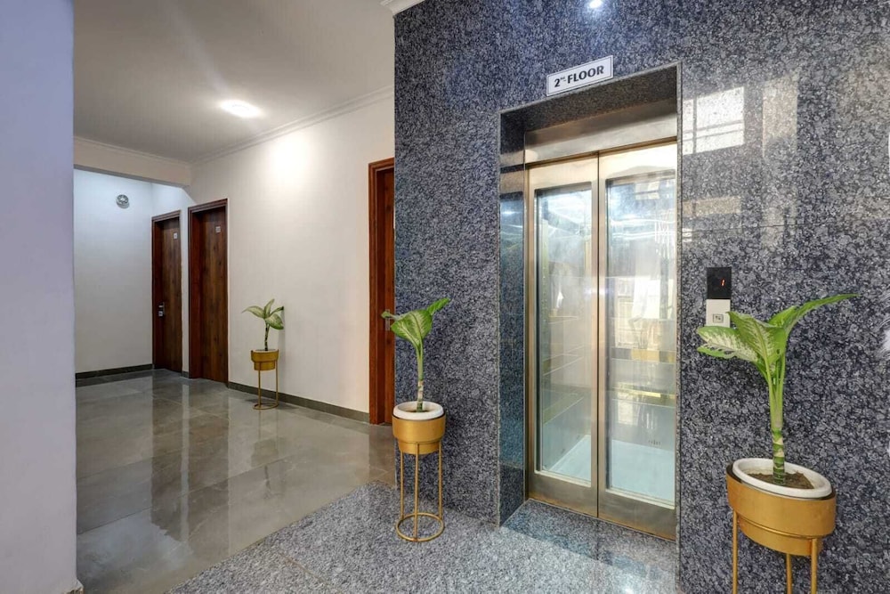 Hotel la Corporate Suite - last minute hotel in Noida