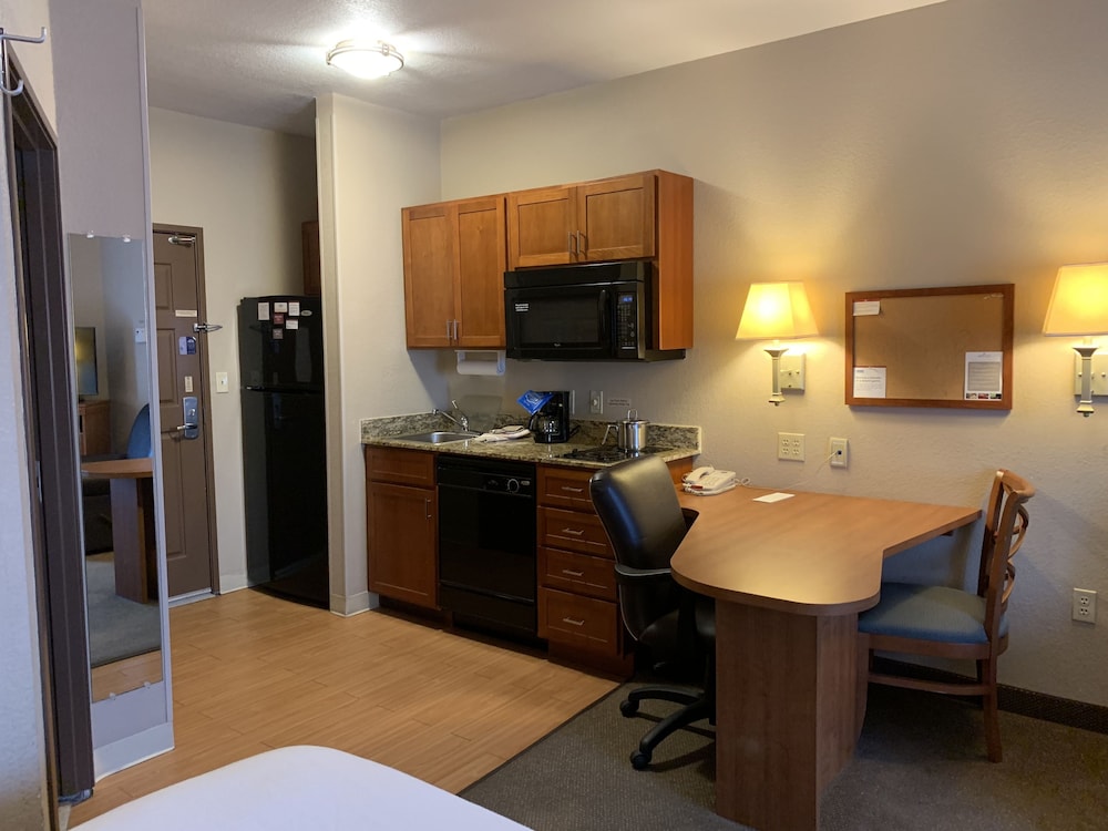 Candlewood Suites Jonesboro by IHG - photo 11