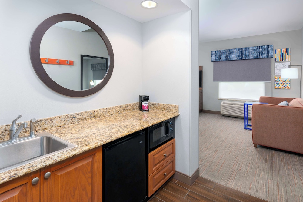 Hampton Inn & Suites Murfreesboro - photo 6