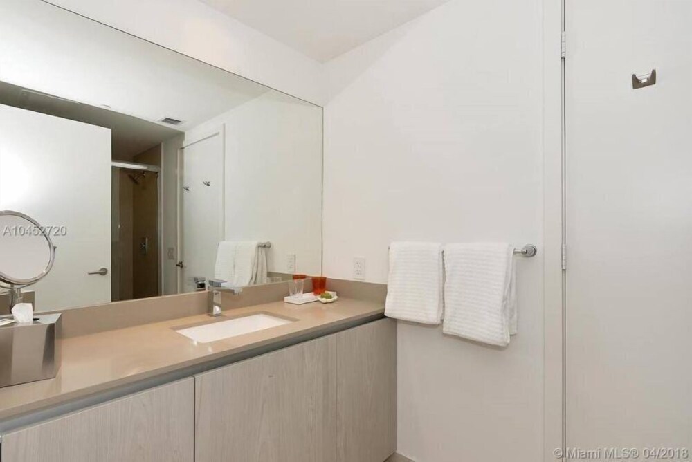 Ocean View 2 Bedrooms 2 Bathrooms @ Hyde Resort - photo 30