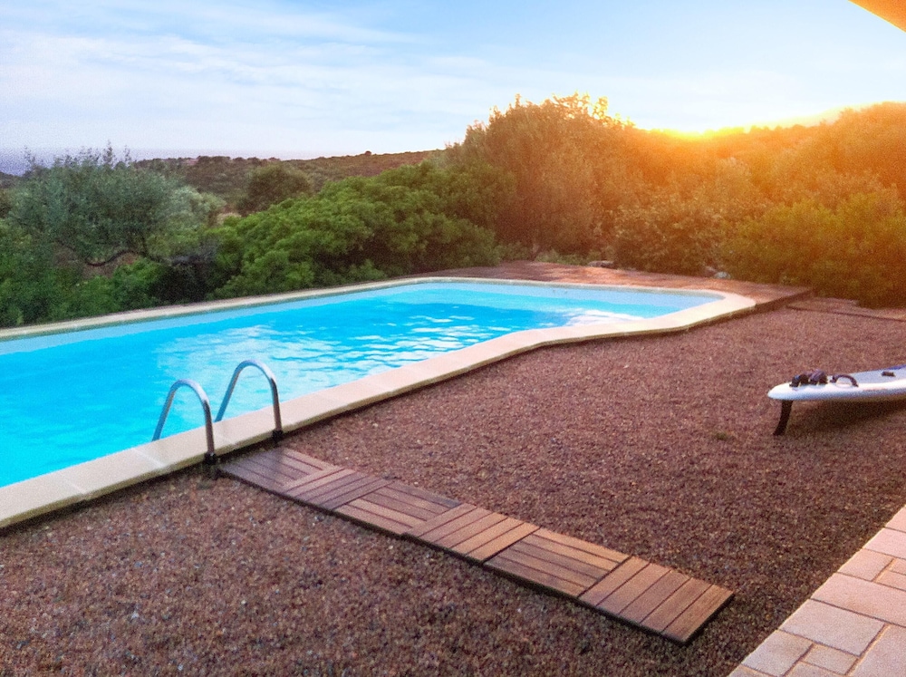 Villa with 4 Bedrooms in Sagone with Wonderful Sea View Private Pool — 4-Star Luxury Hotel in Porto-Vecchio, France
