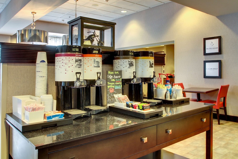 Hampton Inn Birmingham Leeds - photo 52