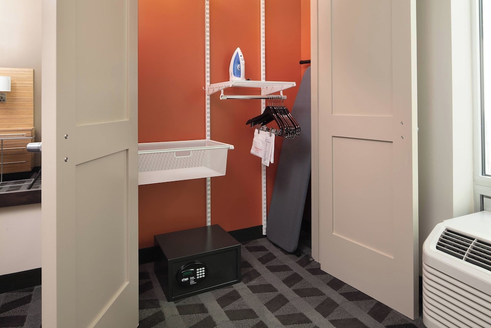 TownePlace Suites by Marriott San Diego Downtown - photo 11