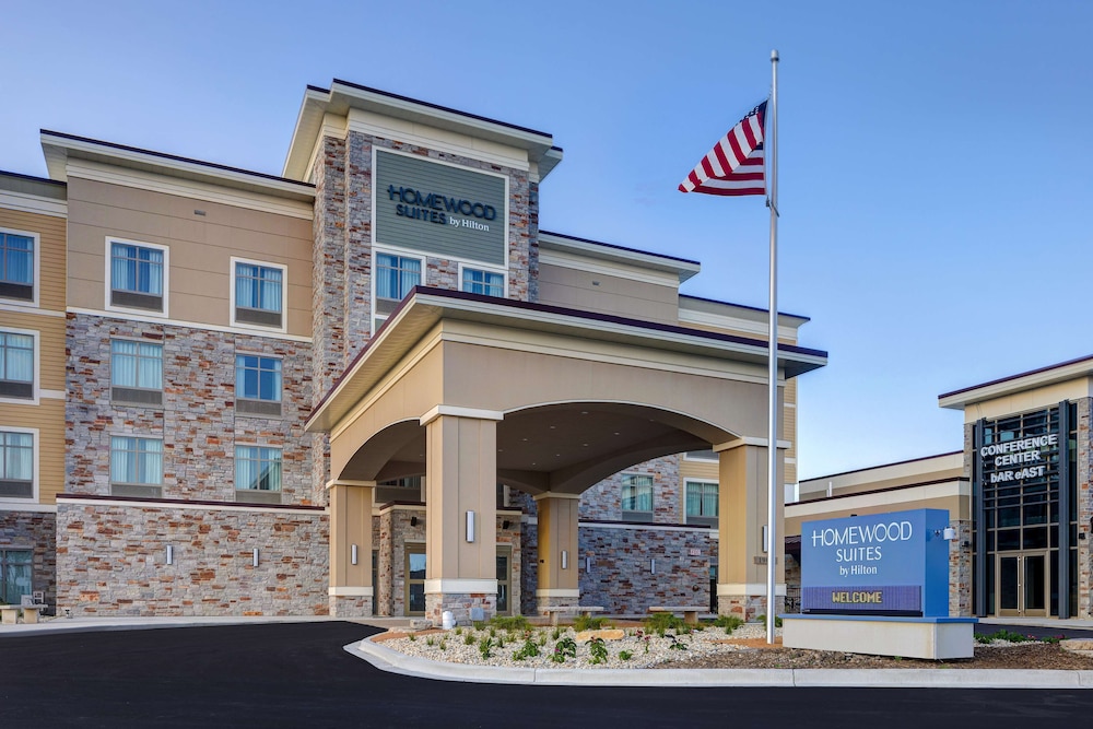 Homewood Suites by Hilton Oak Creek Milwaukee - featured photo