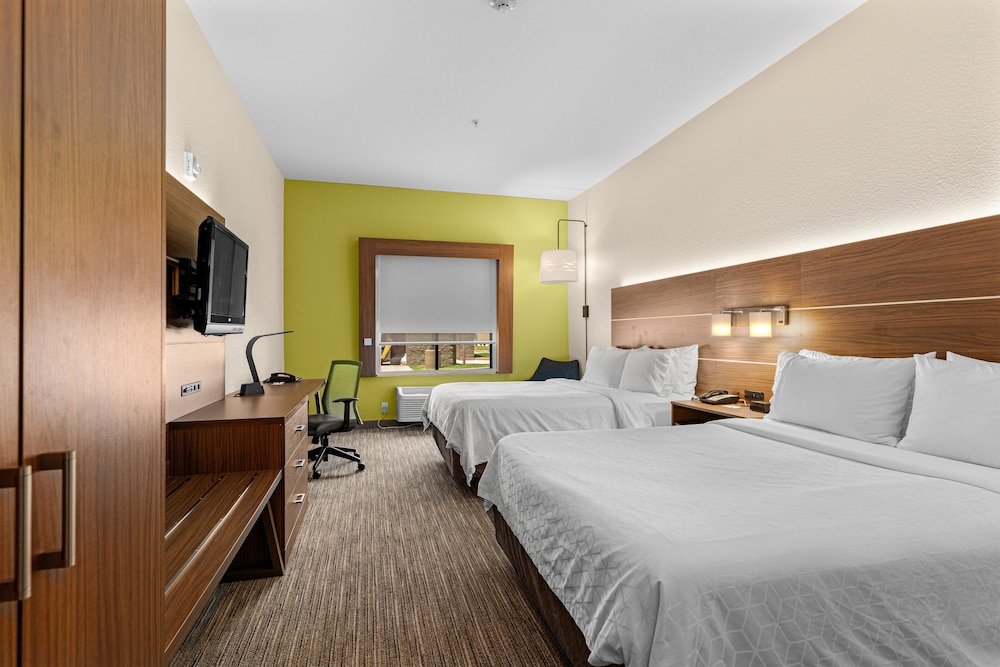 Holiday Inn Express Suites Van Buren Ft Smith Area by IHG - photo 10