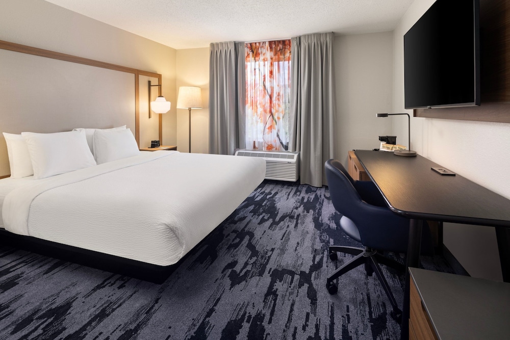 Fairfield Inn & Suites Columbus East - photo 7
