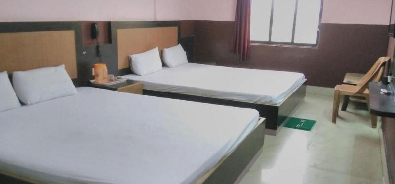 Goroomgo Samrat Palace Puri in Puri, India