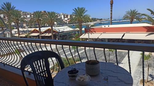 SeaShell apartment Sea View Castle View 200metres from the Beach — 4-Star Luxury Hotel in Sitia, Greece