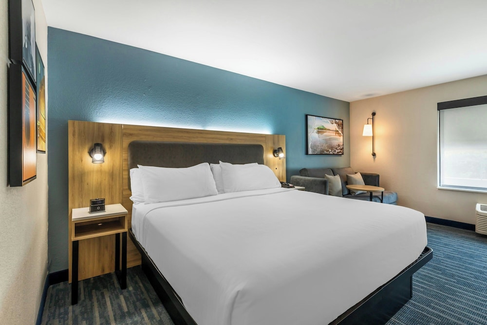 City Express by Marriott Duluth - photo 11