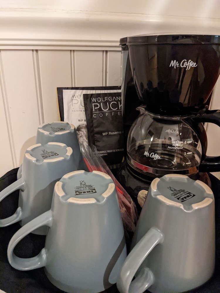 Barefoot Hills - photo 2