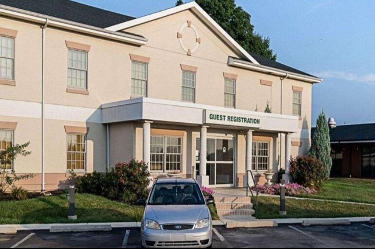 Skyways Hotel New Castle DE in New Castle, United States