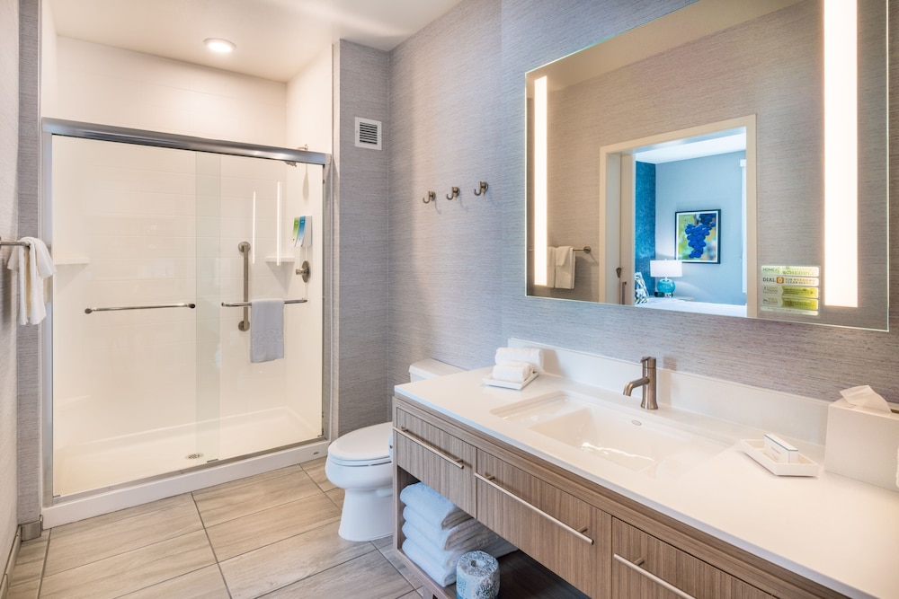 Home2 Suites by Hilton Temecula - photo 23