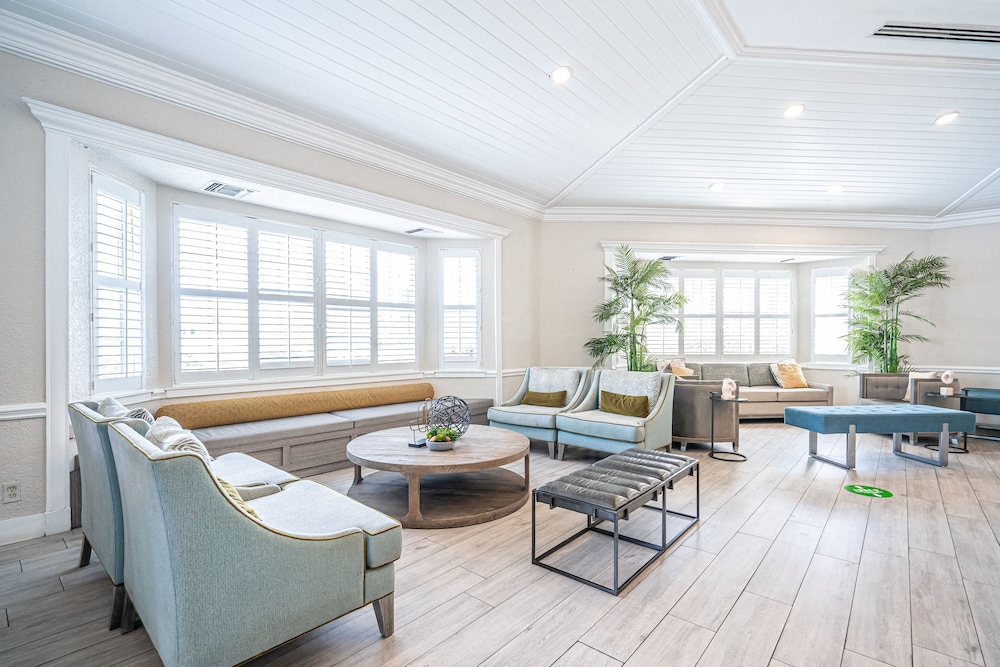 2520 Living - photo 6