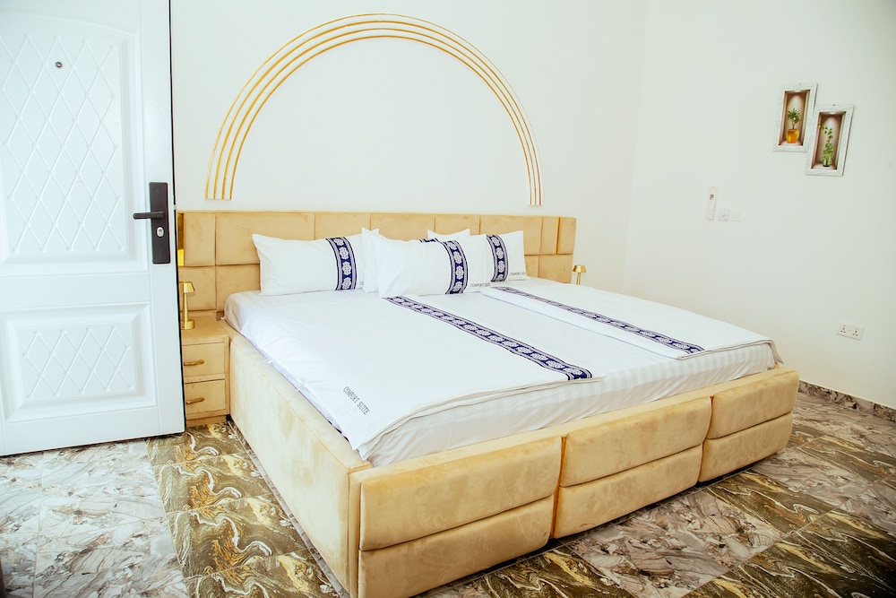 Comfort Suites - last minute hotel in Accra