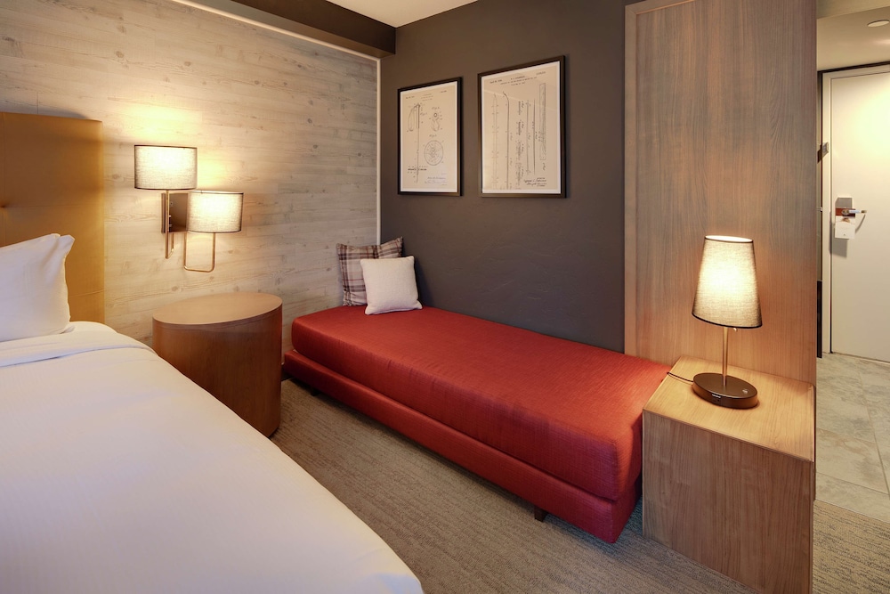 Highline Vail a DoubleTree by Hilton - photo 19