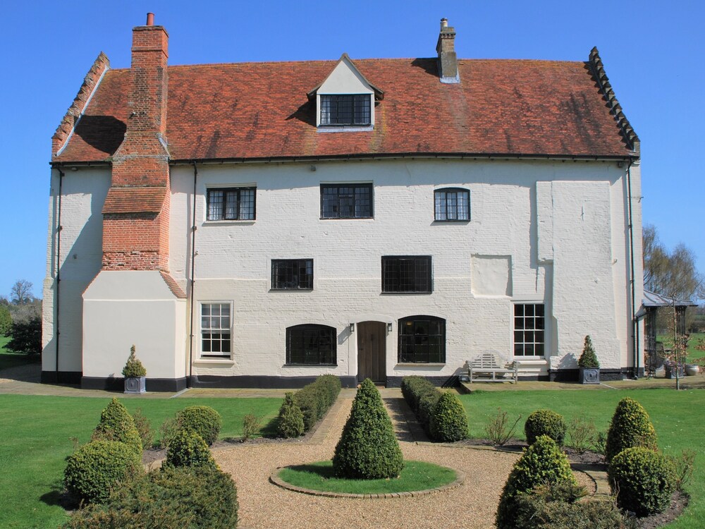 Darsham Old Hall — 4-Star Luxury Hotel in Saxmundham, United Kingdom