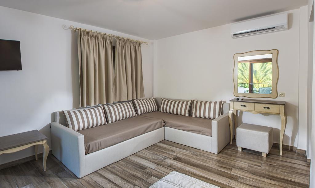 Hotel Pilalidis — hotel in Pefkochori
