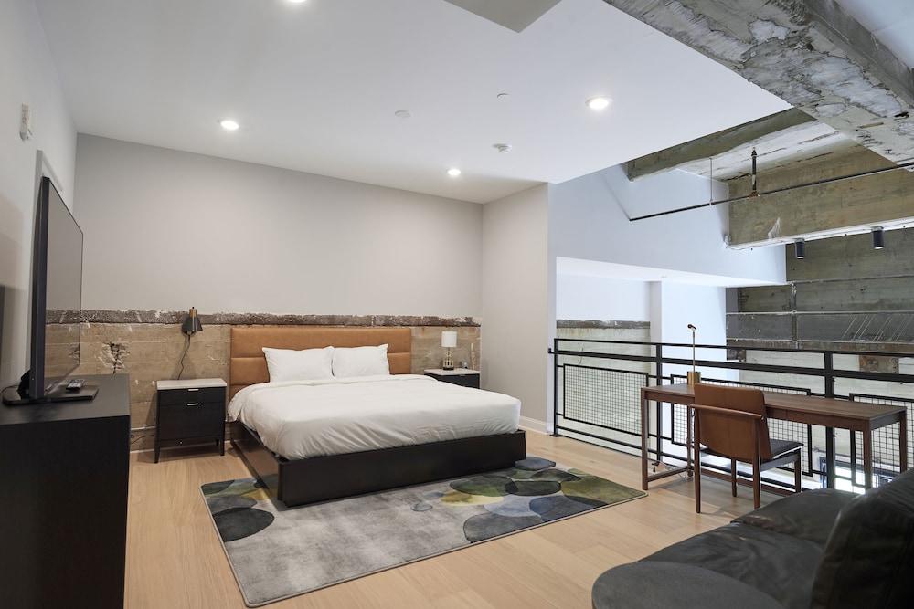Riversuites at The Battery - photo 4
