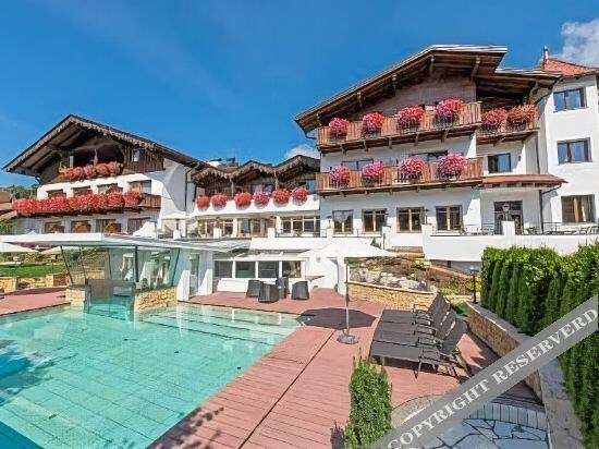 Hotel Tirolerhof gourmet&relax in Monguelfo, Italy