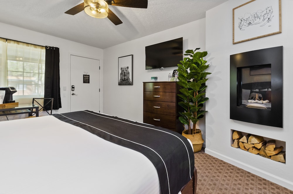 The Jeffrey Hotel - photo 28