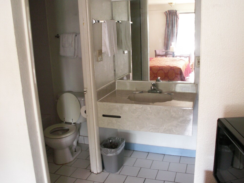 Inn of Knoxville - photo 9