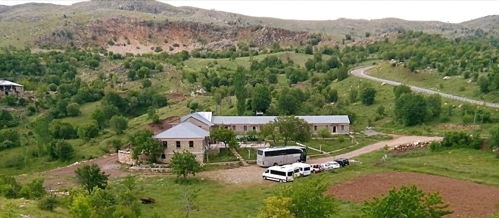 Nemrut Kervansaray Hotel — Kahta — photo 2