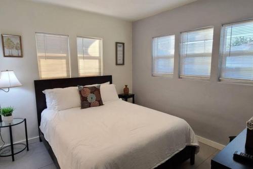 13 Pl Right Renovated APT Downtown Phoenix Beautiful Patio — 4-Star Luxury Hotel in Phoenix, United States