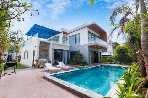 Palm Villa 38 5 Bedroom Bida Aria Resort — Vung Tau