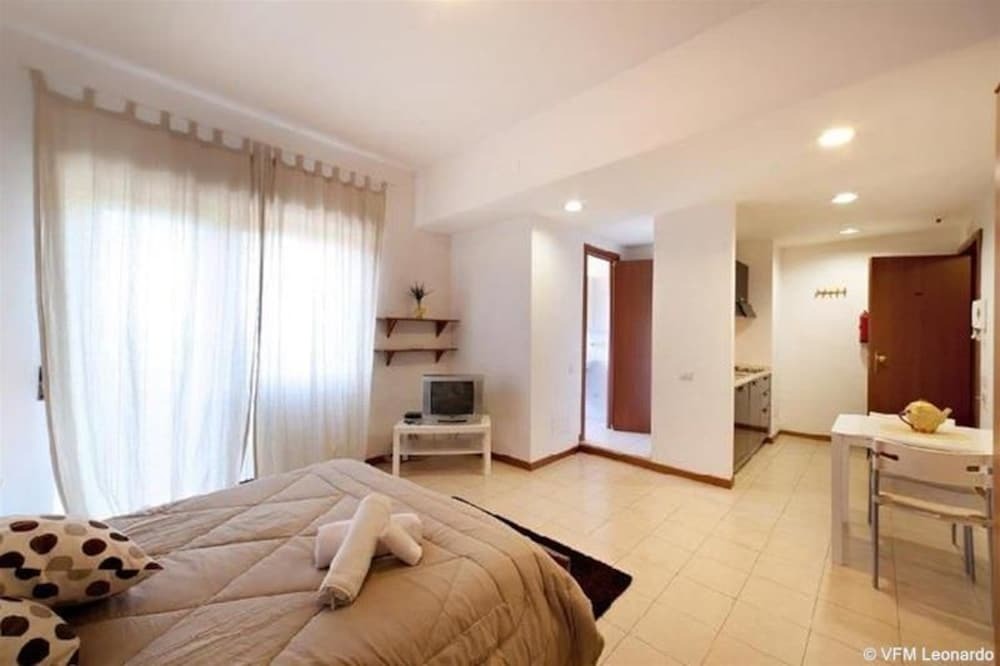 Residenza Conti — 4-Star Luxury Hotel in Rome, Italy