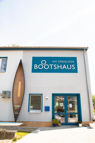 Boootshaus Am Spreeufer — Beeskow — photo 2