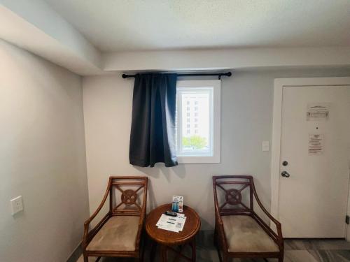 Admiral Resort Motel - photo 7