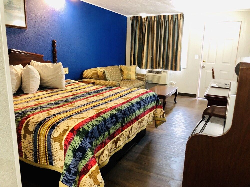 Linwood Motel - photo 15