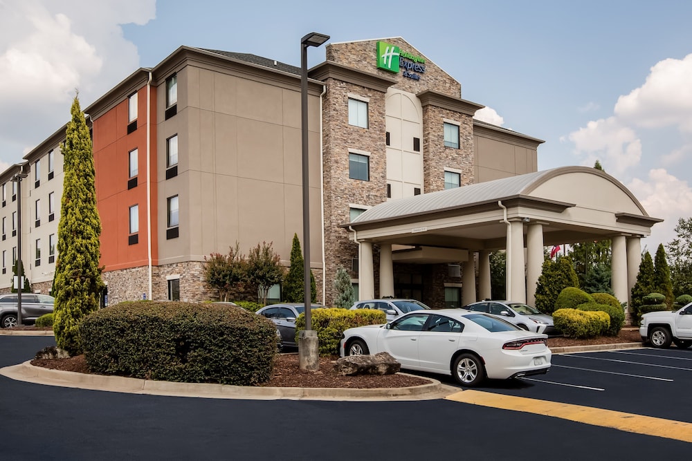Holiday Inn Express Hotel & Suites Fairburn by IHG — hotel in Fairburn