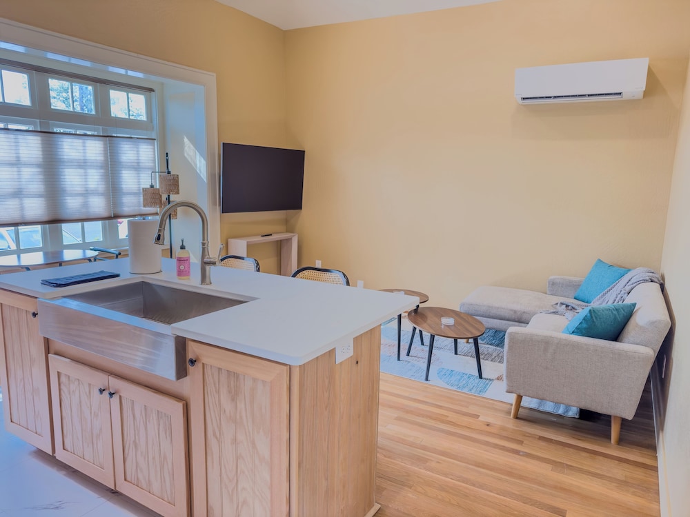 Peach Street Inn By Wanderlodges - photo 31