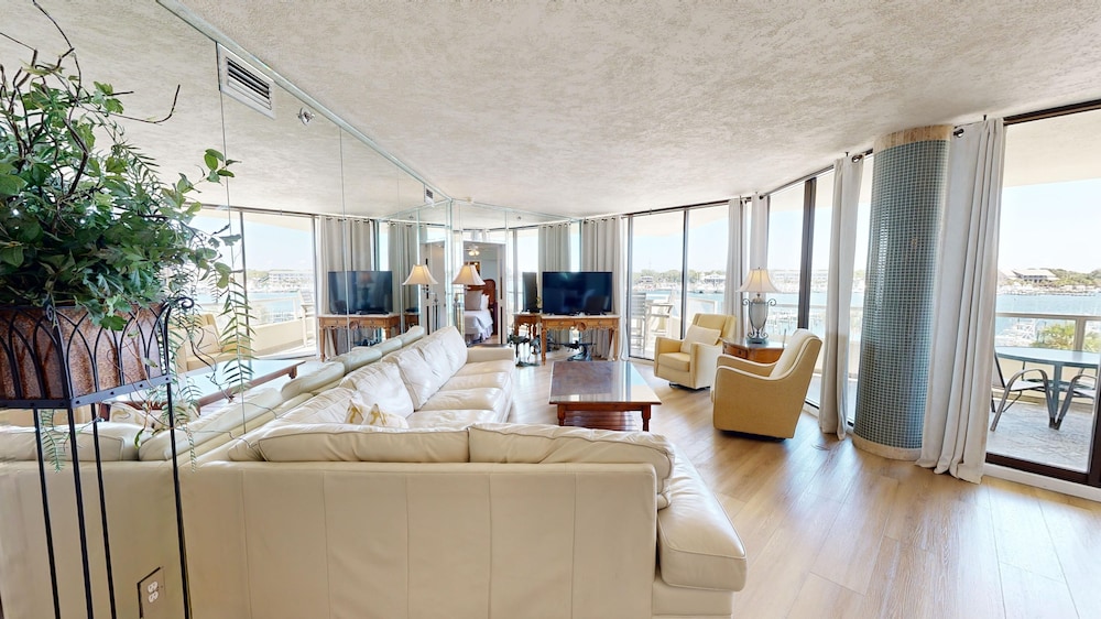 East Pass Towers 304 3 Bedroom Condo by RedAwning Destin - photo 23
