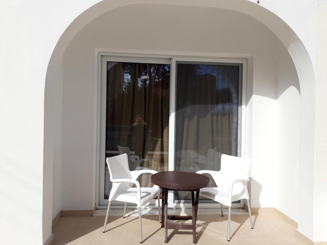 Costas Two bedroom ground floor apartment