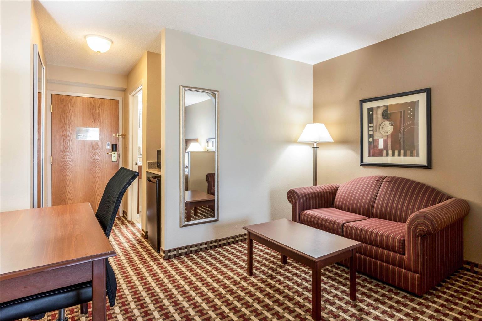 Quality Suites Paducah I 24 - photo 9
