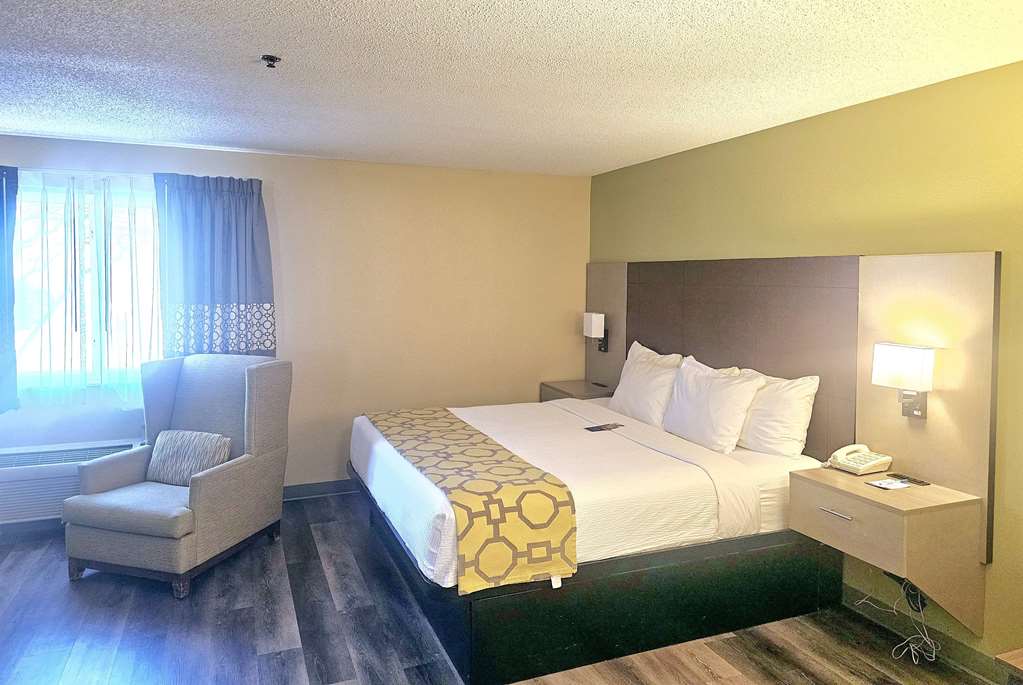 Baymont by Wyndham Rolla - photo 21