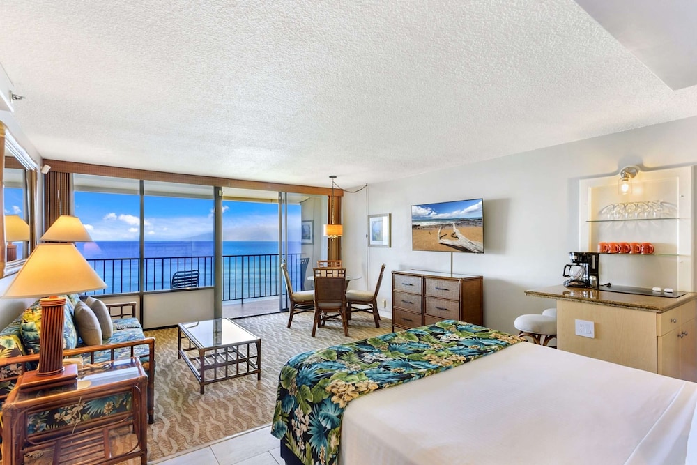 Timeshare Oceanview Studio In Maui — Lahaina